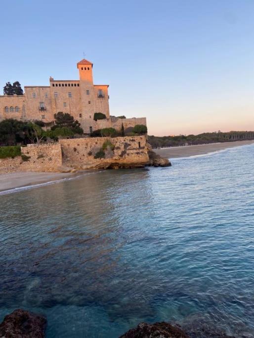 Loft, Muy Cerca De Playa Y Castillo Tamarit Tarragona Exteriör bild